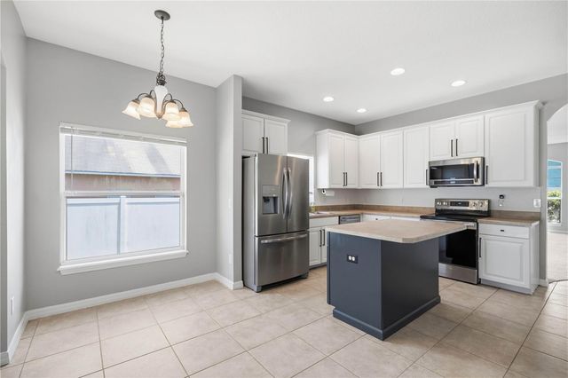 7933 REX HILL TRAIL, Orlando, FL 32818