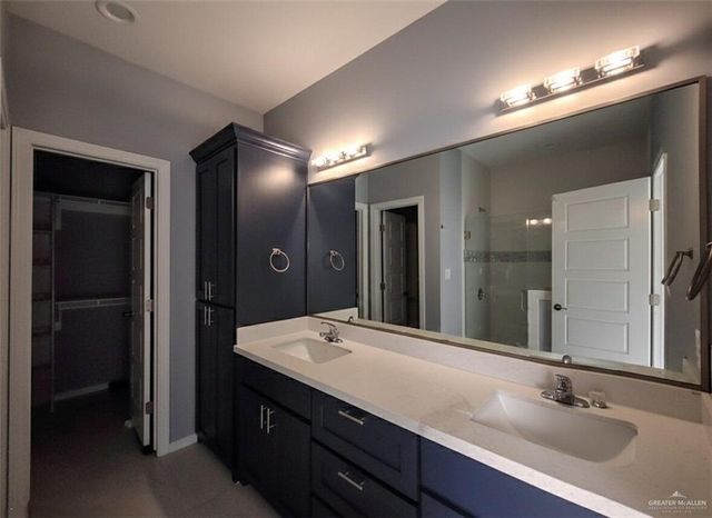 108 S Brooks Circle, La Feria, TX 78559