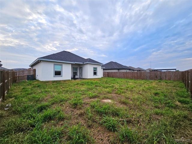 108 S Brooks Circle, La Feria, TX 78559