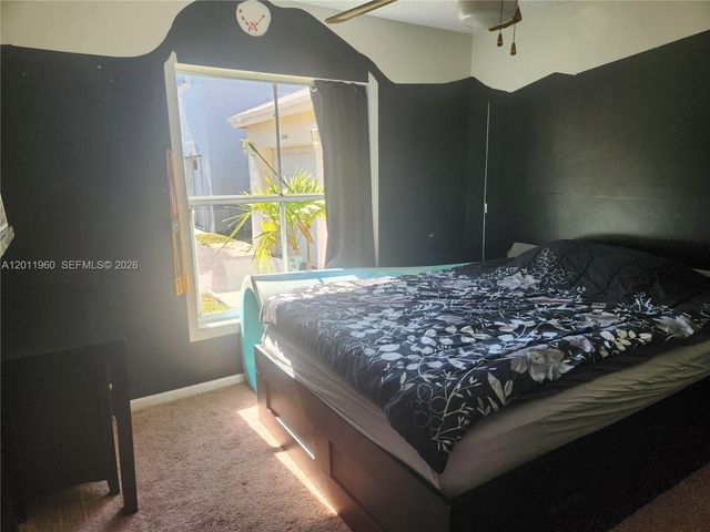 4250 SW 72nd Ter, Davie, FL 33314