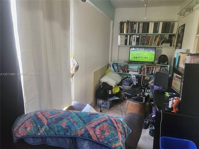 4250 SW 72nd Ter, Davie, FL 33314