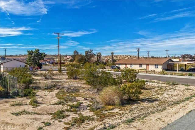 71963 Cactus, 29 Palms, CA 92277