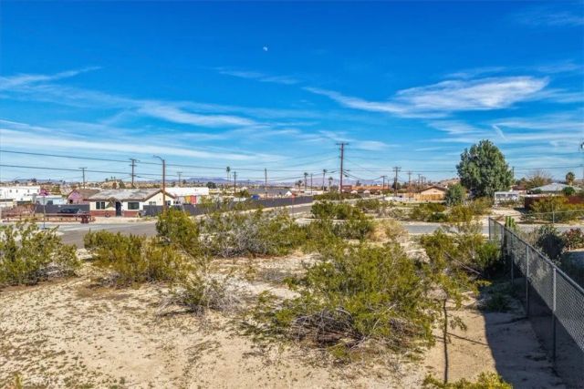 71963 Cactus, 29 Palms, CA 92277