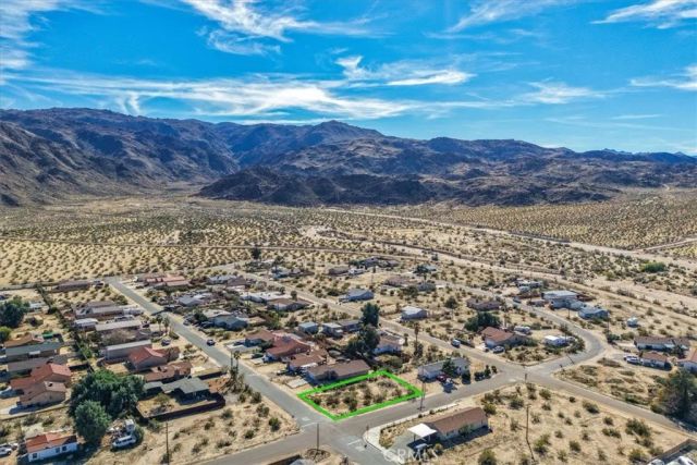 71963 Cactus, 29 Palms, CA 92277