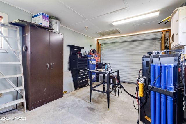 143 Ocho Rios Lane, Scott, LA 70583