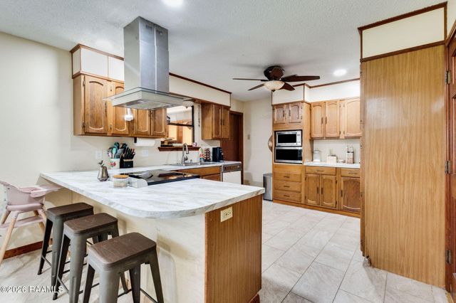 143 Ocho Rios Lane, Scott, LA 70583