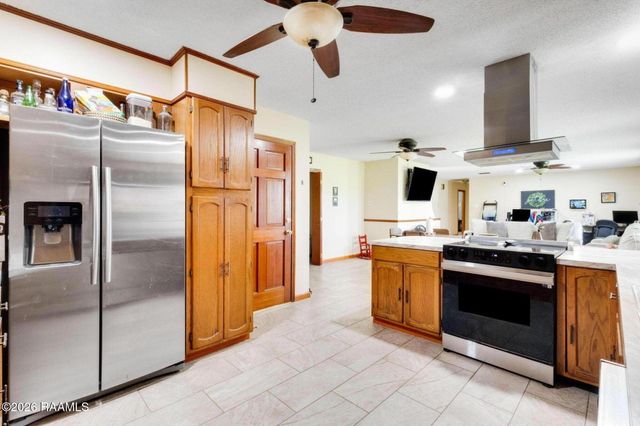143 Ocho Rios Lane, Scott, LA 70583