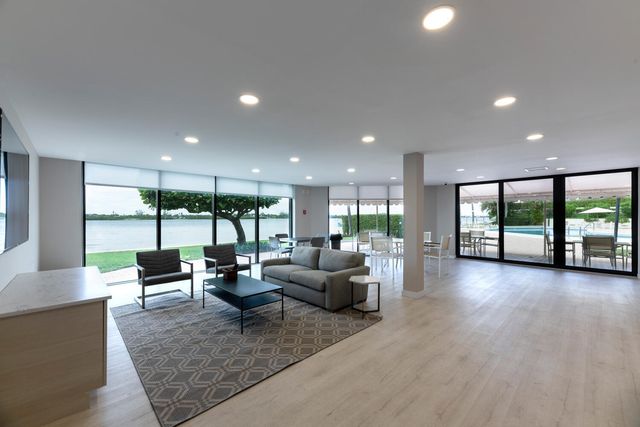 2778 S Ocean Boulevard 305s, Palm Beach, FL 33480