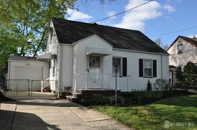 213 Old Post Road Road, Edison, NJ 08817