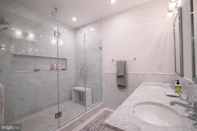 911 M ST NW, Washington, DC 20001