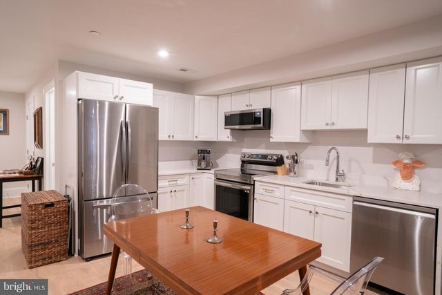 911 M ST NW, Washington, DC 20001