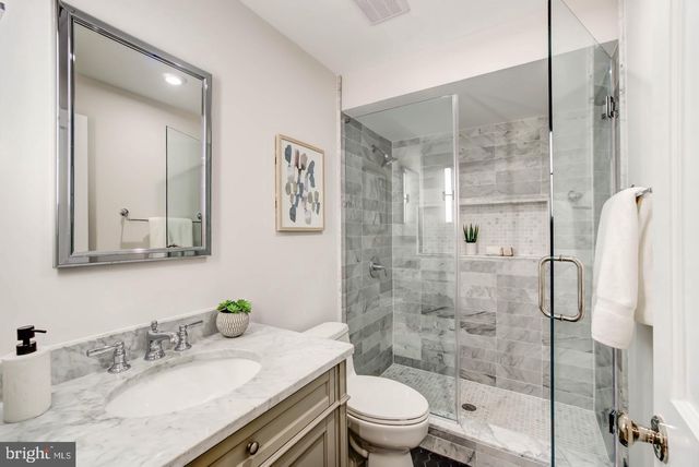 911 M ST NW, Washington, DC 20001