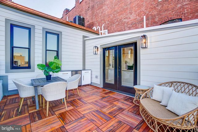 911 M ST NW, Washington, DC 20001