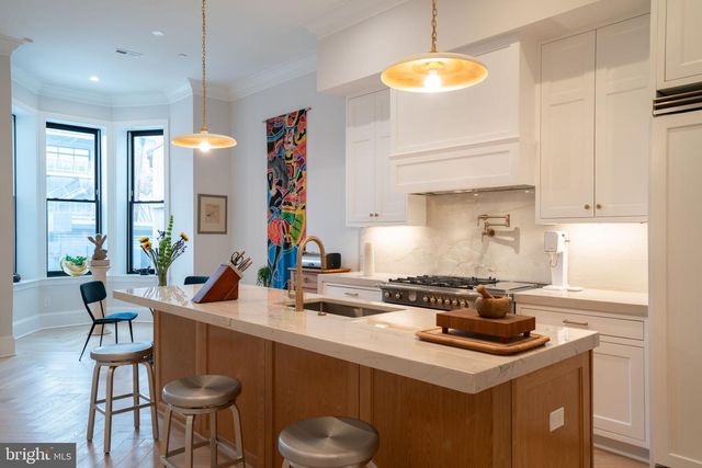 911 M ST NW, Washington, DC 20001