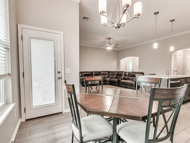 13808 Village Cove, Piedmont, OK 73078