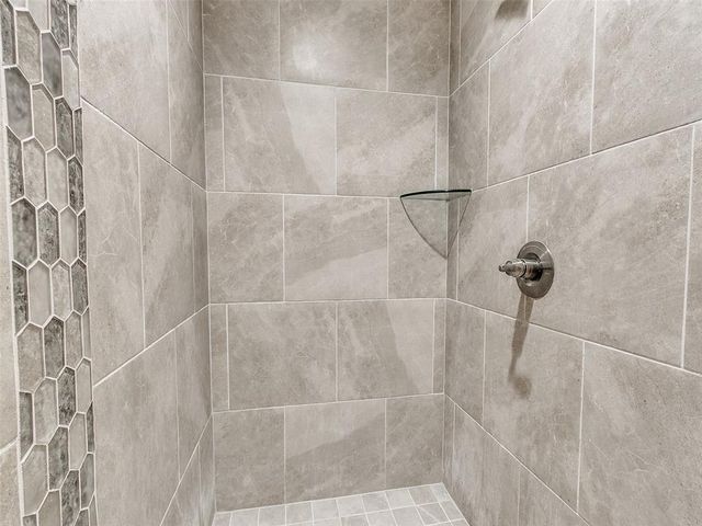 13808 Village Cove, Piedmont, OK 73078