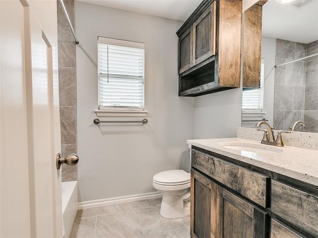 13808 Village Cove, Piedmont, OK 73078