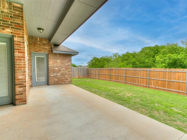 13808 Village Cove, Piedmont, OK 73078