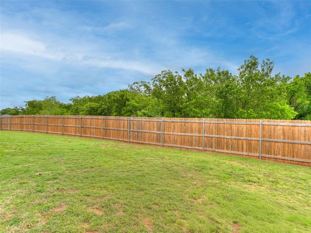 13808 Village Cove, Piedmont, OK 73078