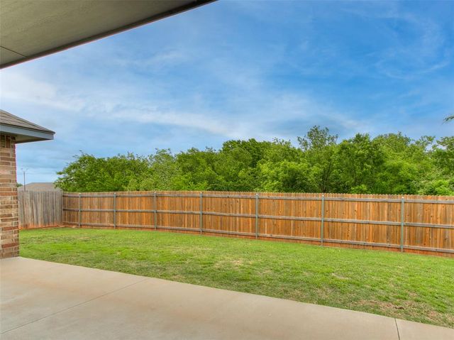 13808 Village Cove, Piedmont, OK 73078