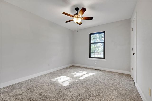 17980 W 191st Street, Spring Hill, KS 66083