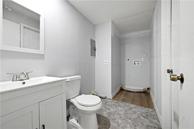 17980 W 191st Street, Spring Hill, KS 66083