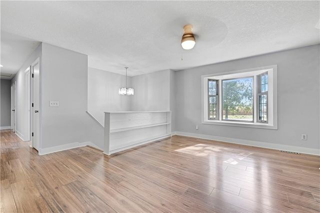 17980 W 191st Street, Spring Hill, KS 66083