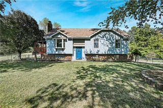 17980 W 191st Street, Spring Hill, KS 66083