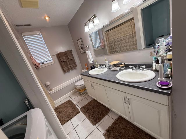 131 Laurel Street APT C, Malden, MA 02148