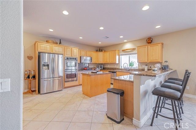 2534 Desert Rose Drive, Lancaster, CA 93536