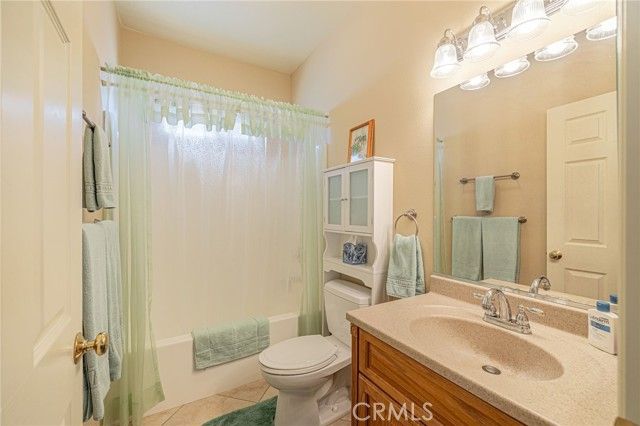 2534 Desert Rose Drive, Lancaster, CA 93536