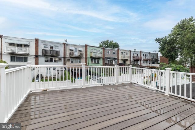 3648 ESSEX LN, Philadelphia, PA 19114