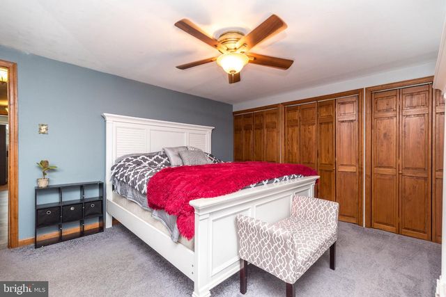 3648 ESSEX LN, Philadelphia, PA 19114