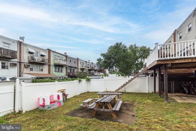 3648 ESSEX LN, Philadelphia, PA 19114