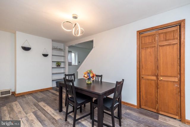 3648 ESSEX LN, Philadelphia, PA 19114