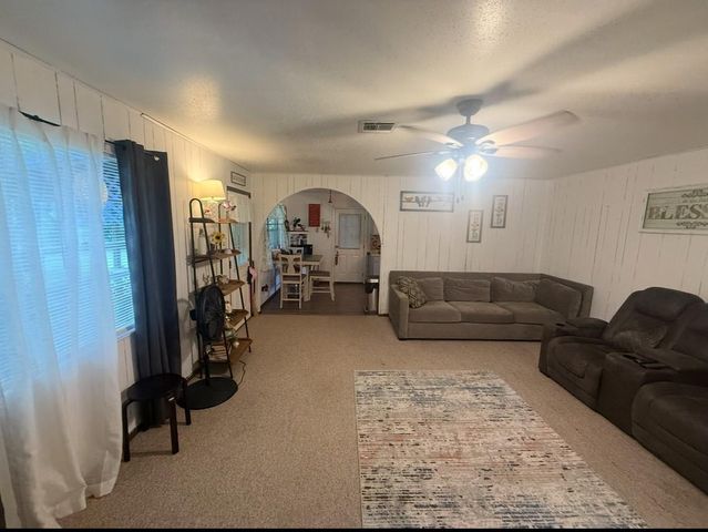 2616 Texas Avenue, Dickinson, TX 77539