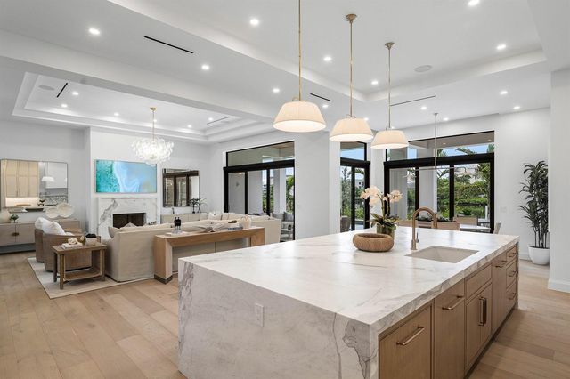 908 N Atlantic Drive, Lantana, FL 33462