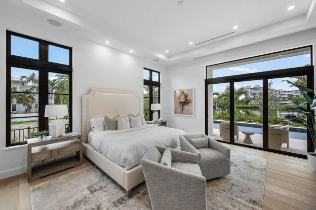 908 N Atlantic Drive, Lantana, FL 33462