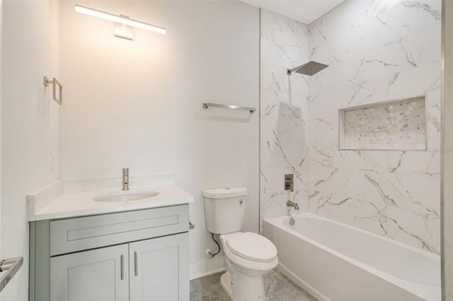 384 BAYTREE DRIVE, Rotonda West, FL 33947