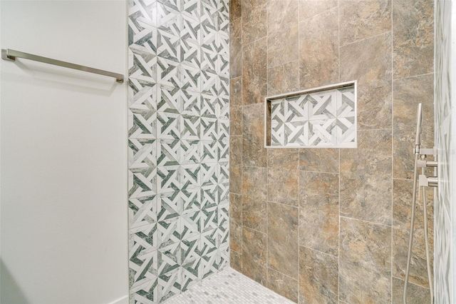 384 BAYTREE DRIVE, Rotonda West, FL 33947