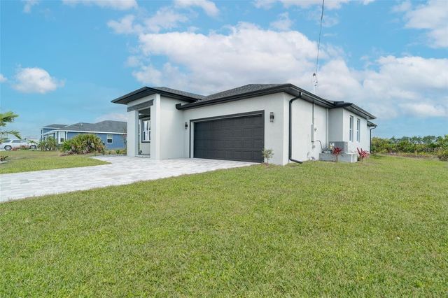 384 BAYTREE DRIVE, Rotonda West, FL 33947