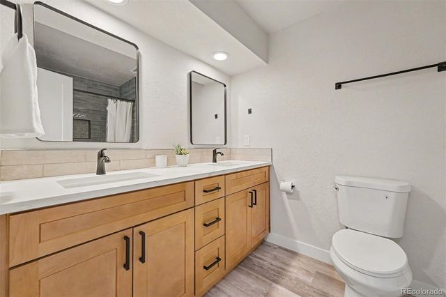2740 S Kenton Court, Aurora, CO 80014