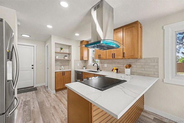 2740 S Kenton Court, Aurora, CO 80014