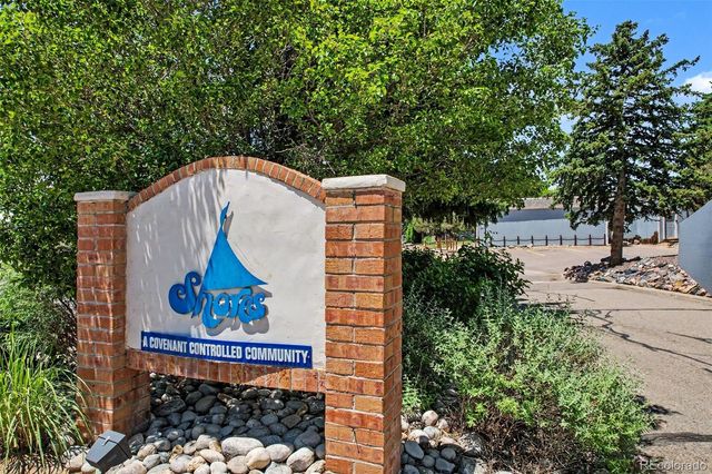 2740 S Kenton Court, Aurora, CO 80014