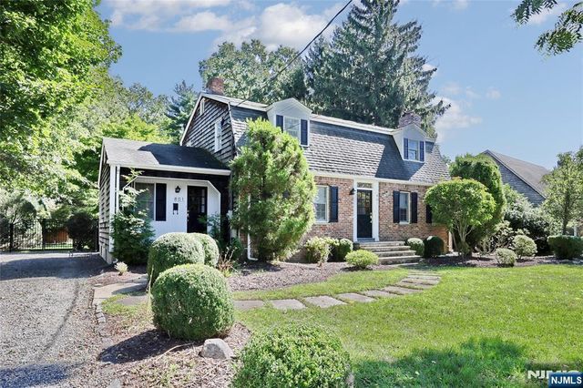 801 Blanch Avenue, Norwood, NJ 07648