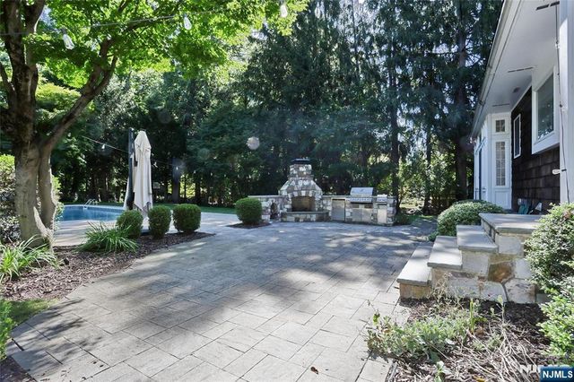 801 Blanch Avenue, Norwood, NJ 07648