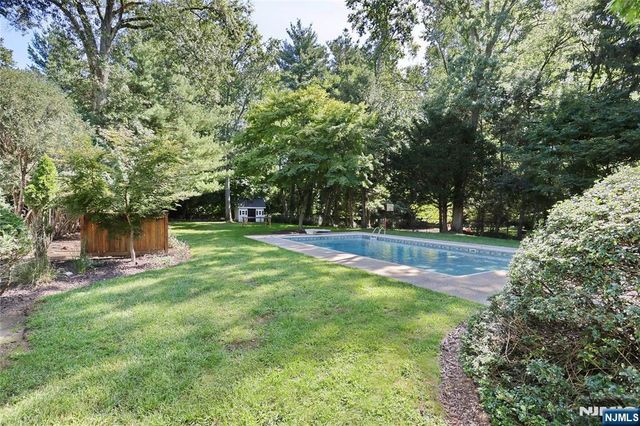 801 Blanch Avenue, Norwood, NJ 07648