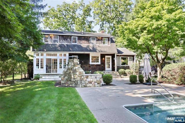 801 Blanch Avenue, Norwood, NJ 07648