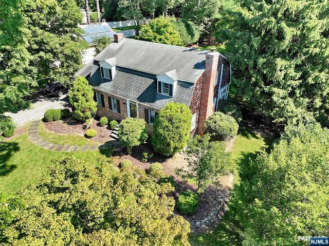 801 Blanch Avenue, Norwood, NJ 07648