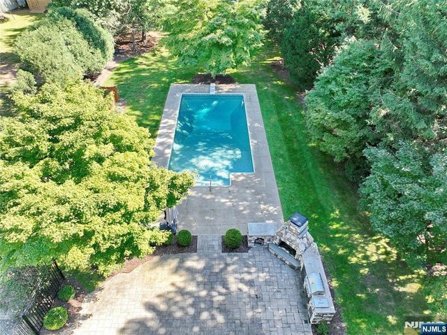 801 Blanch Avenue, Norwood, NJ 07648